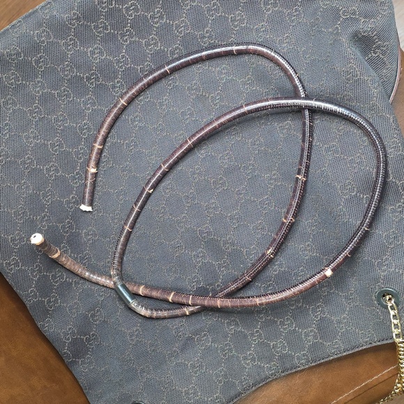 Gucci Brown Shoulder Bag with Gold Chain - Picture 13 of 13